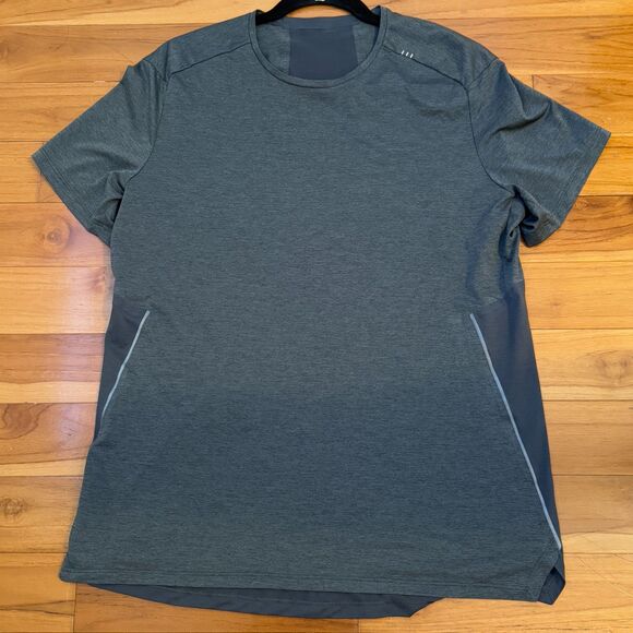 Men Lululemon Fast and Free Short Sleeve Slim Fit Hip Length in Graphite Gray - Picture 6 of 9